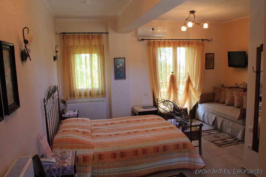 Chorostasi Guest House Parthenon Exterior photo